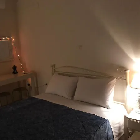 μελίτατα 13 *