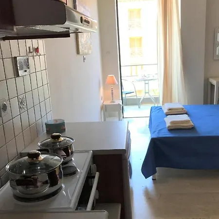 公寓 μελίτατα 13